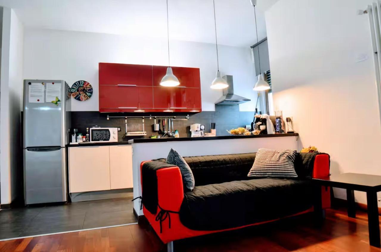 The Red Suite In Florence With Free Parking Exterior photo